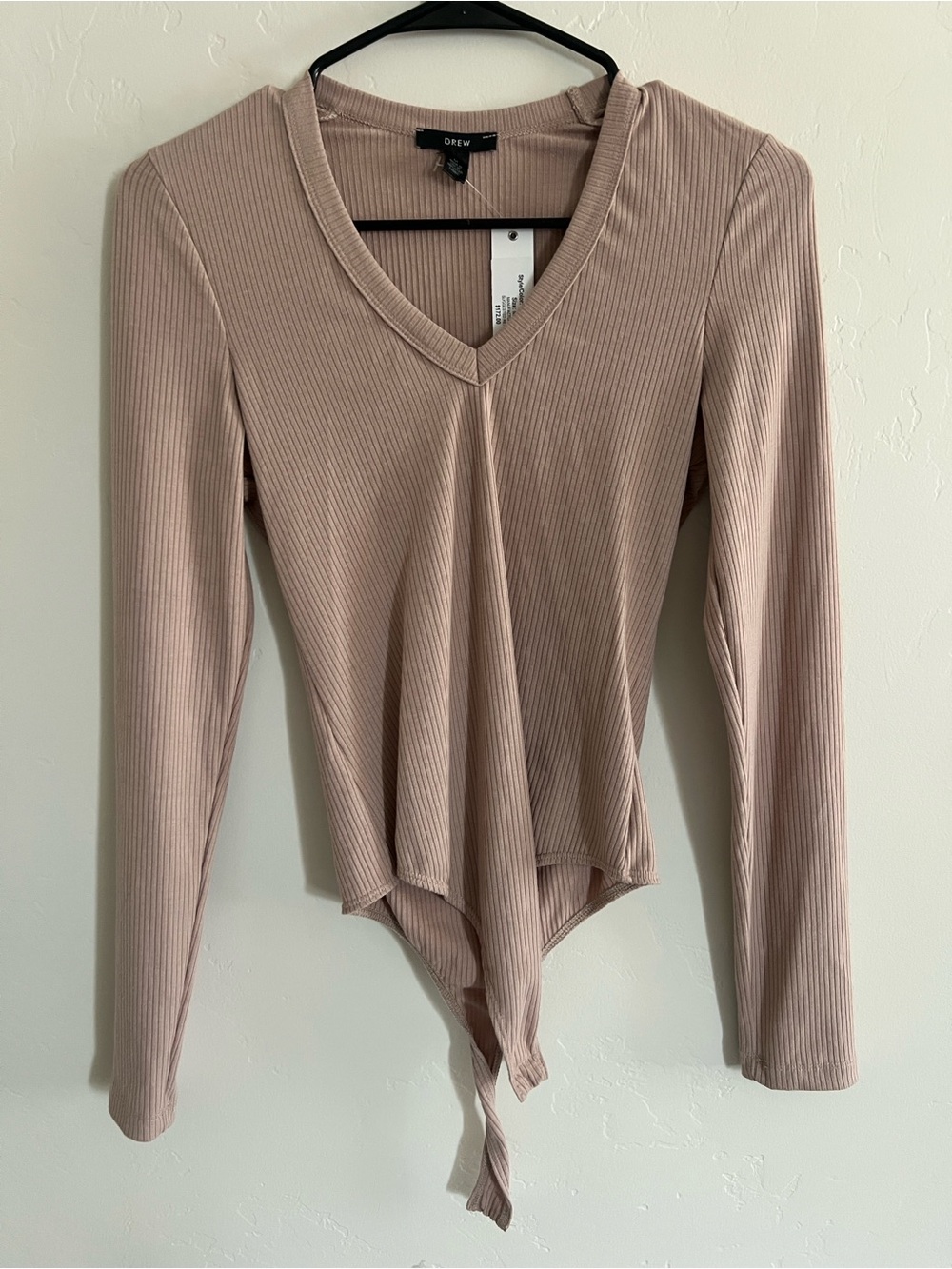 NWT DREW Ribbed Long-Sleeve V-Neck Bodysuit - sand/tan